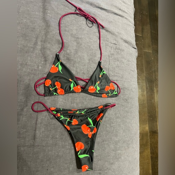 Cute black with cherries bikini - Picture 1 of 4